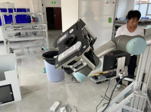 三合一智能检测方案：色差&middot;光泽&middot;厚度 一次自动完成